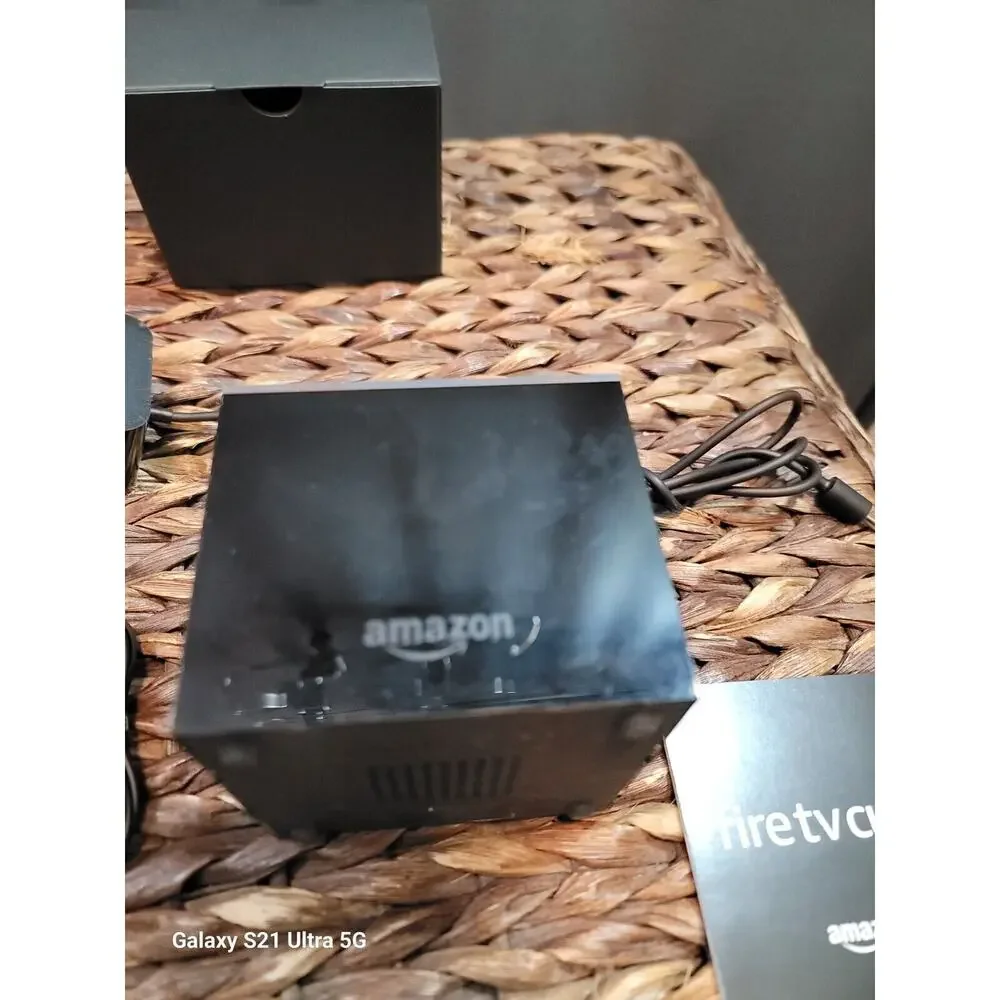 Amazon Fire TV Cube Hands-Free Streaming Device Alexa 4K Ultra HD 2nd Gen NewBox - Picture 7 of 16